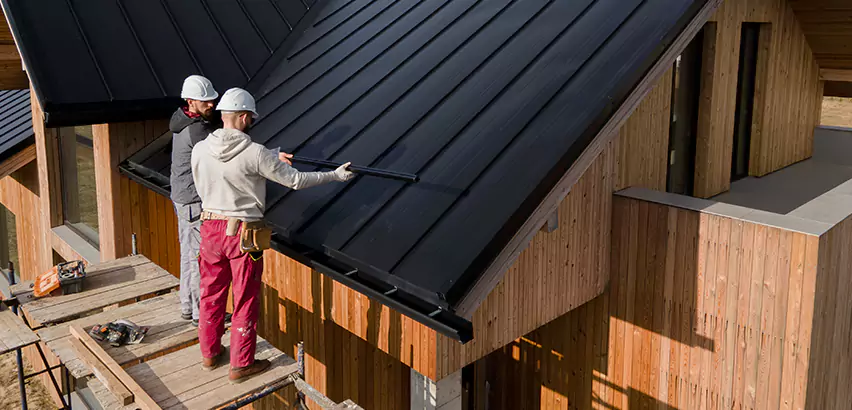 Metal Roof Maintenance in Yonkers